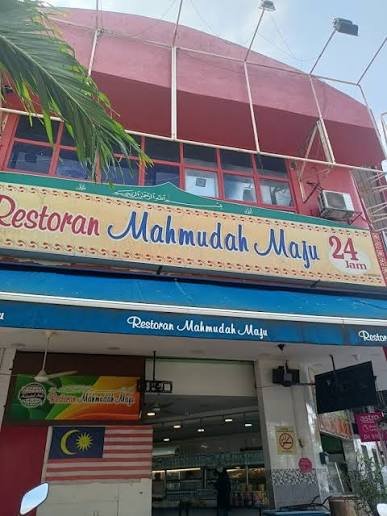 24-Hour Mamak Eatery